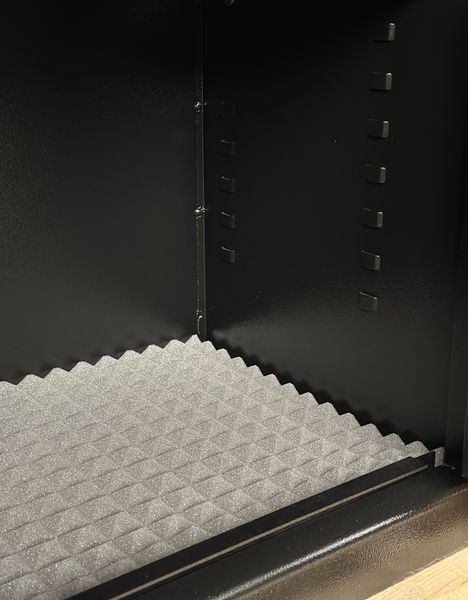 Franz Jäger Våpenskap 8/16 Stealth Excl 2025